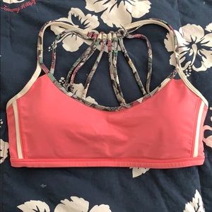 😎SOLD😎Lululemon Sports bra